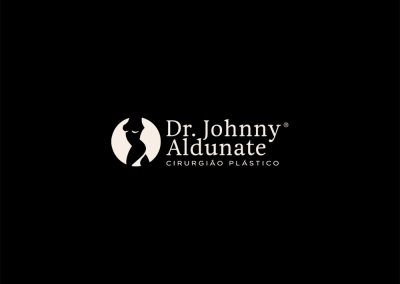 Dr Johnny Aldunate